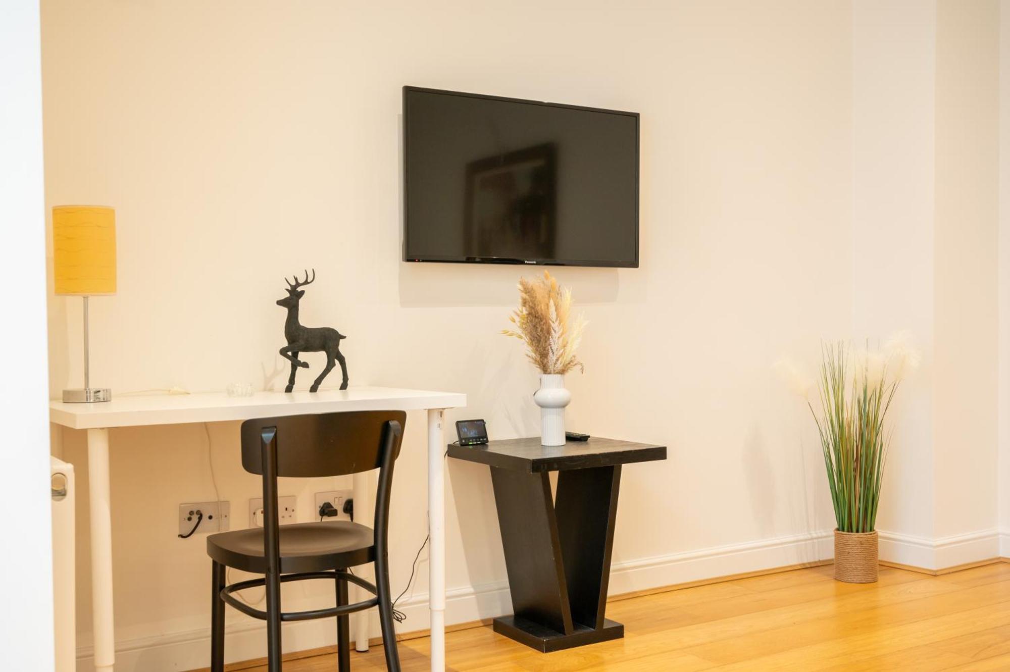 Bloomsbury City Escape Flat 1 London Exterior photo
